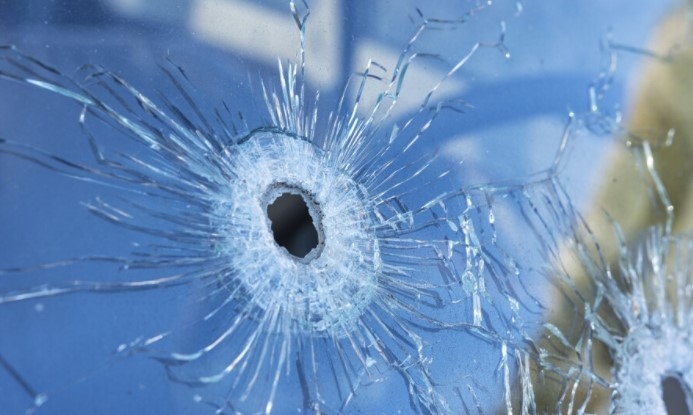 Стреляха по кола паркирана на черен път край Банско В